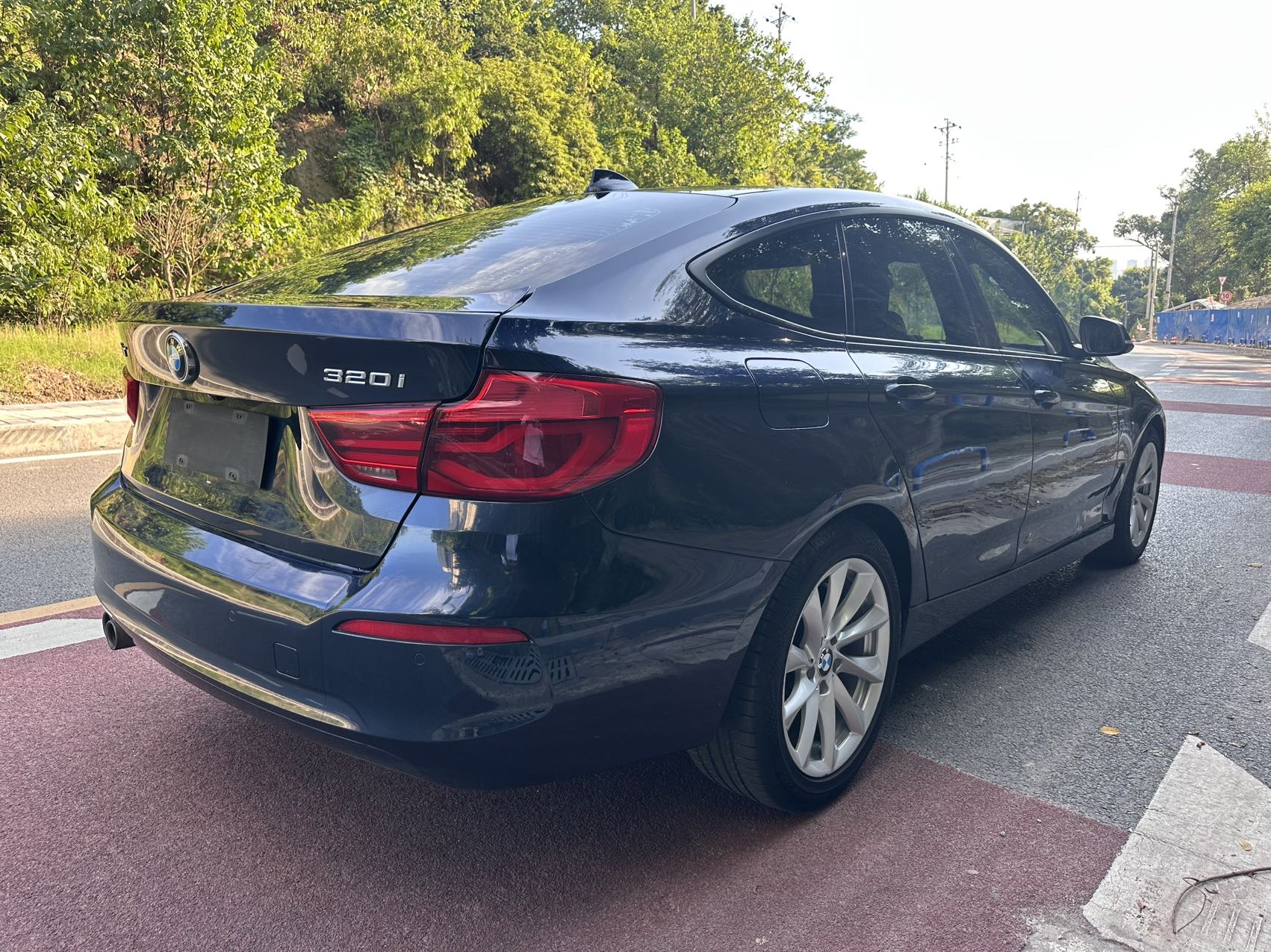 BMW 3 Series GT 2019 car image #9