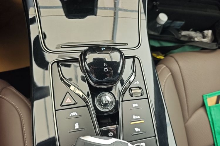 BYD Han 2021 car image #18