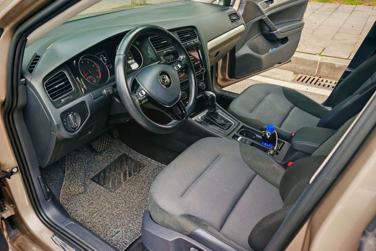 Volkswagen Golf 2019 #10 Volkswagen Golf 2019 car image #10