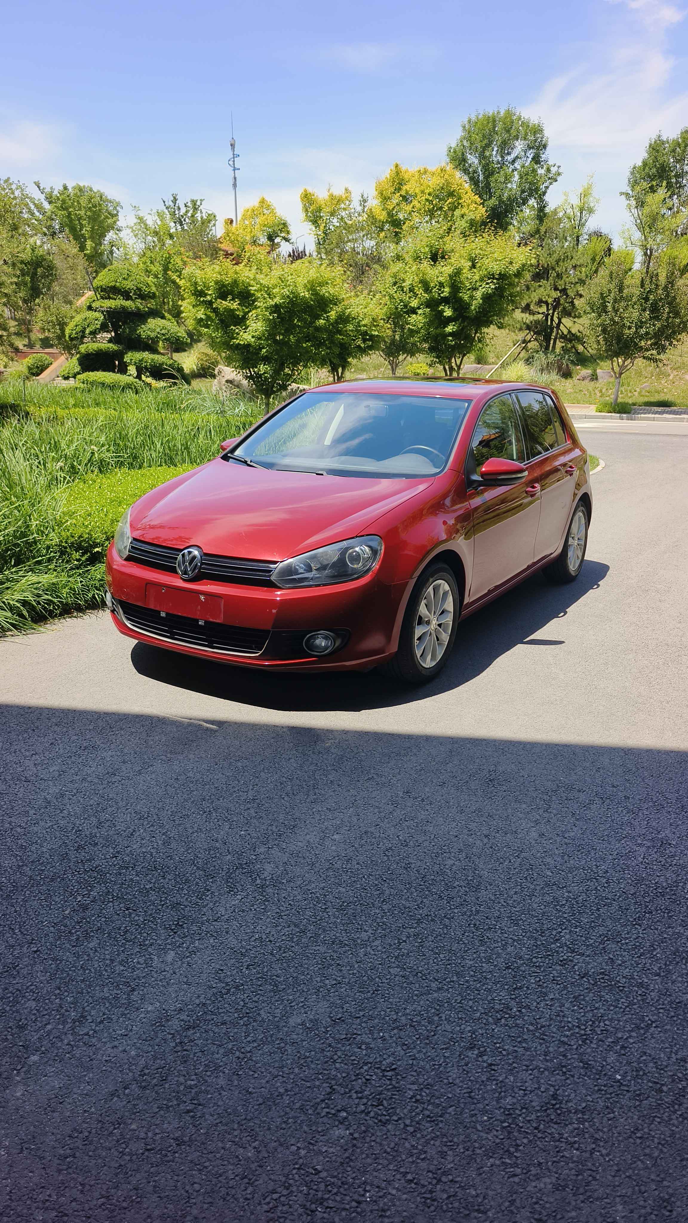 Volkswagen Golf 2013 car image #2