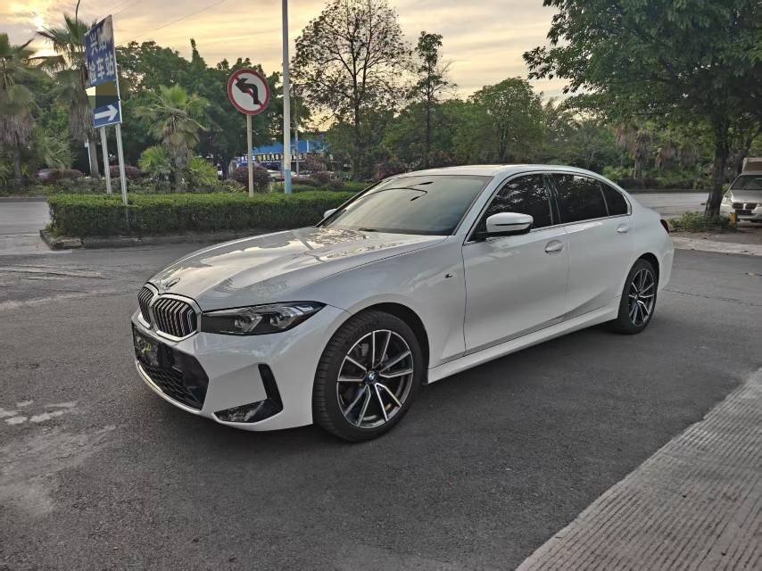 BMW 3 Series 2023 BMW 3 Series 2023 car image