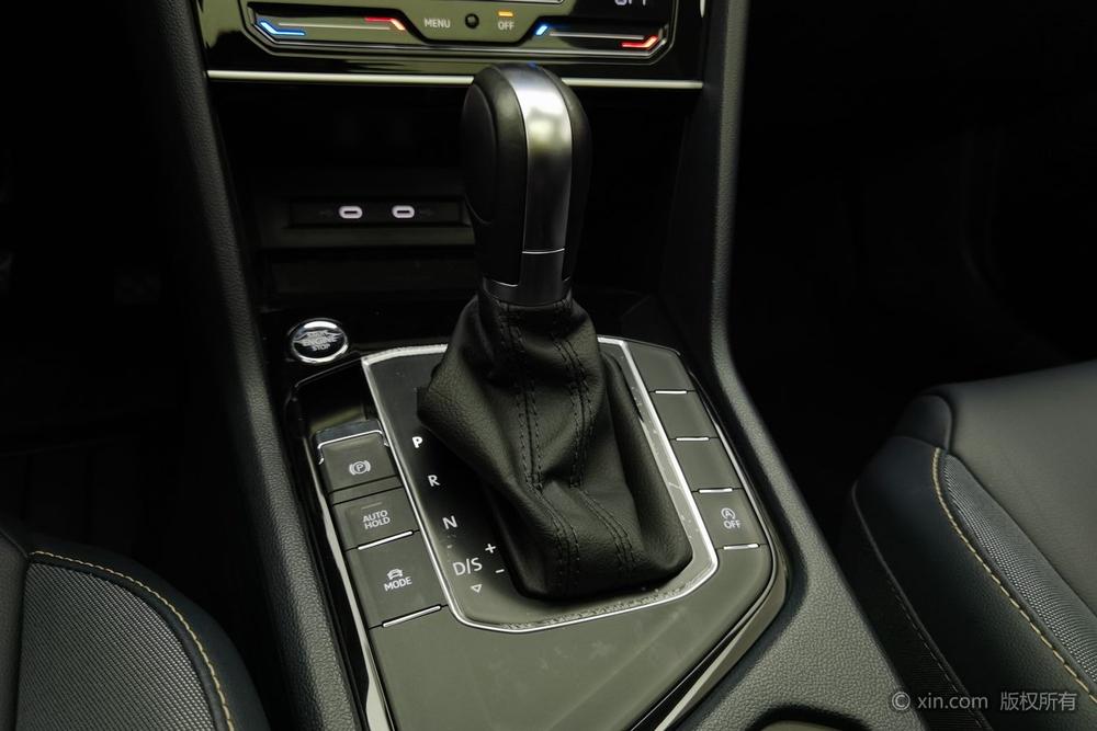 Volkswagen Tharu 2023 car image #15