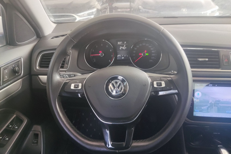 Volkswagen Lavida 2020 car image #15