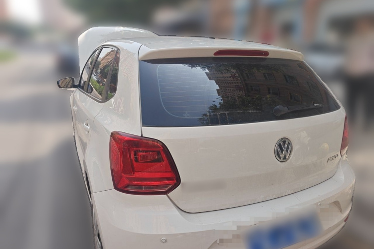 Volkswagen Polo 2017 car image #5