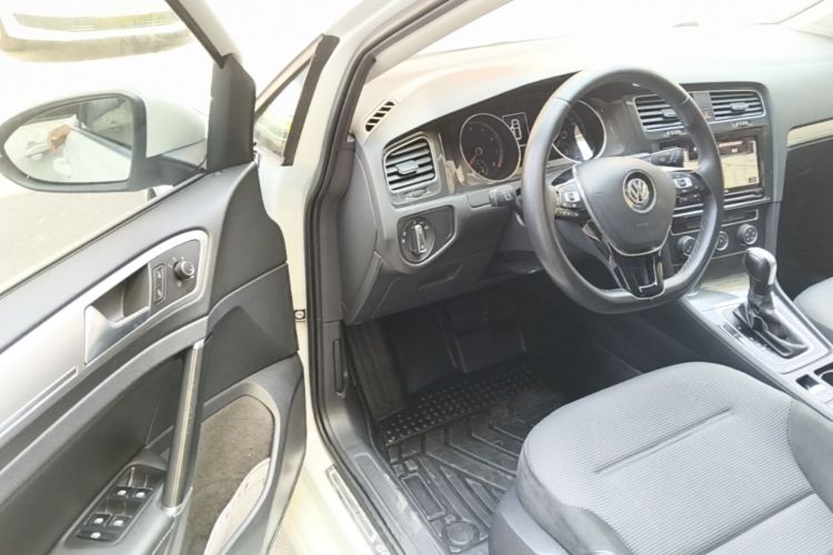 Volkswagen Golf 2019 #16 Volkswagen Golf 2019 car image #16