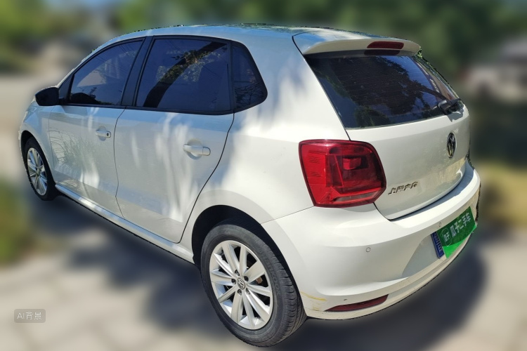 Volkswagen Polo 2015 #5 Volkswagen Polo 2015 car image #5