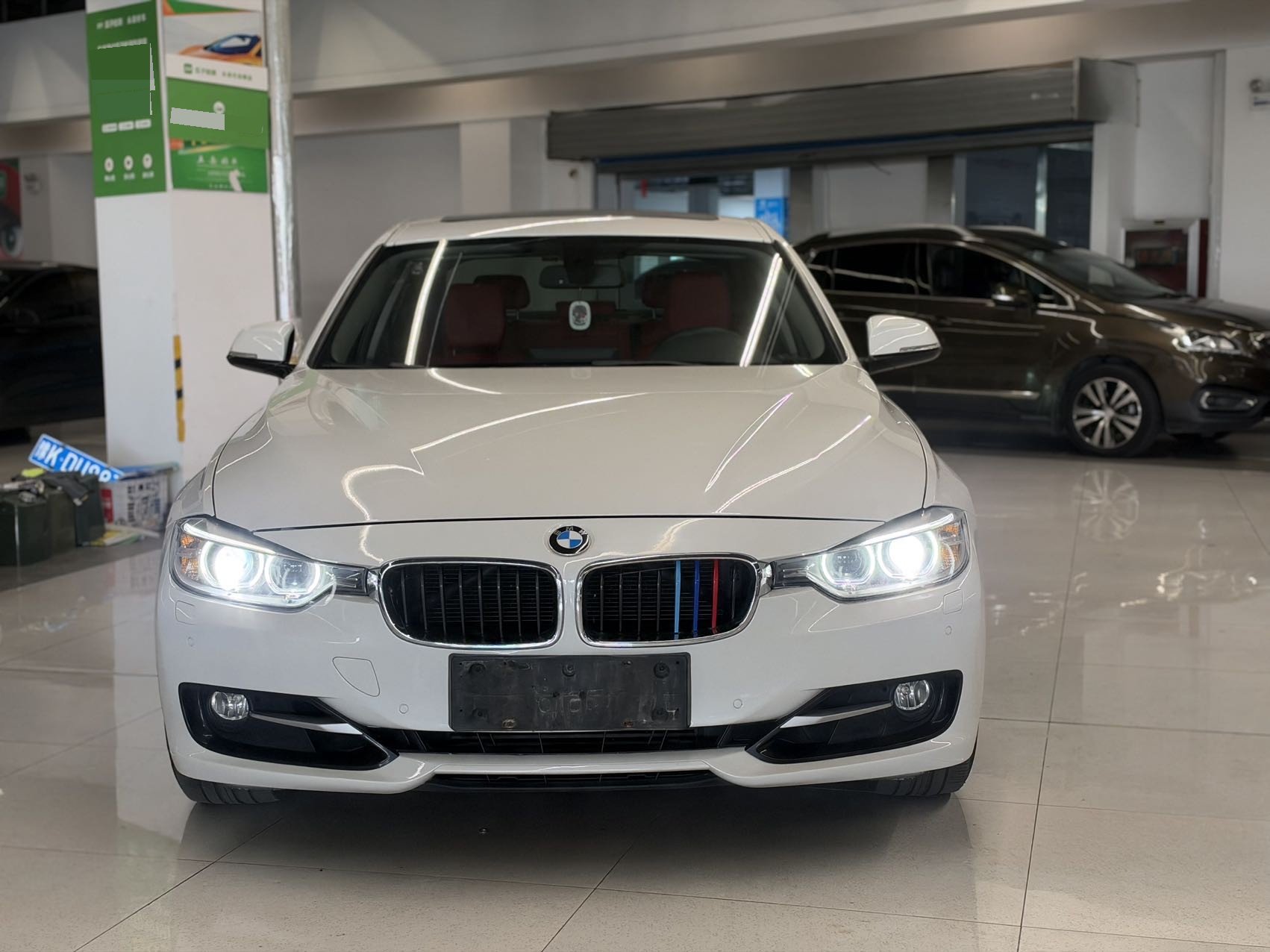 BMW 3 Series (Imported) 2013 car image #2