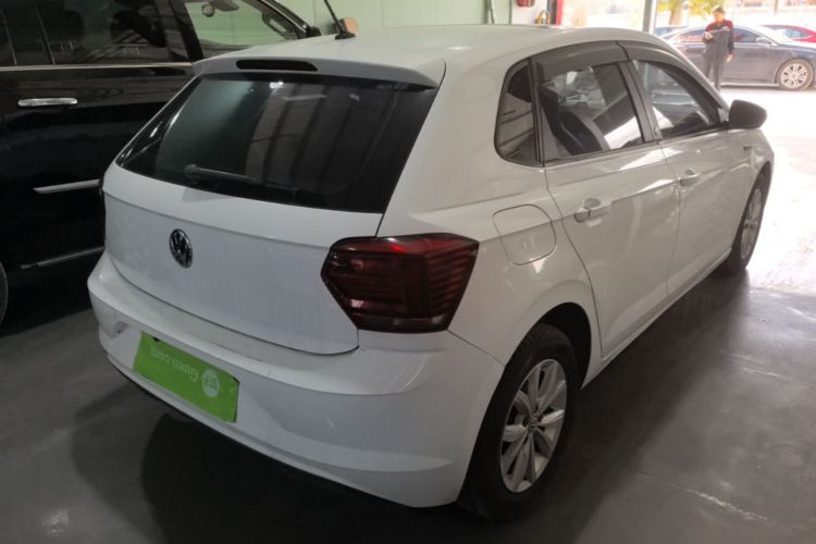 Volkswagen Polo 2019 car image #7