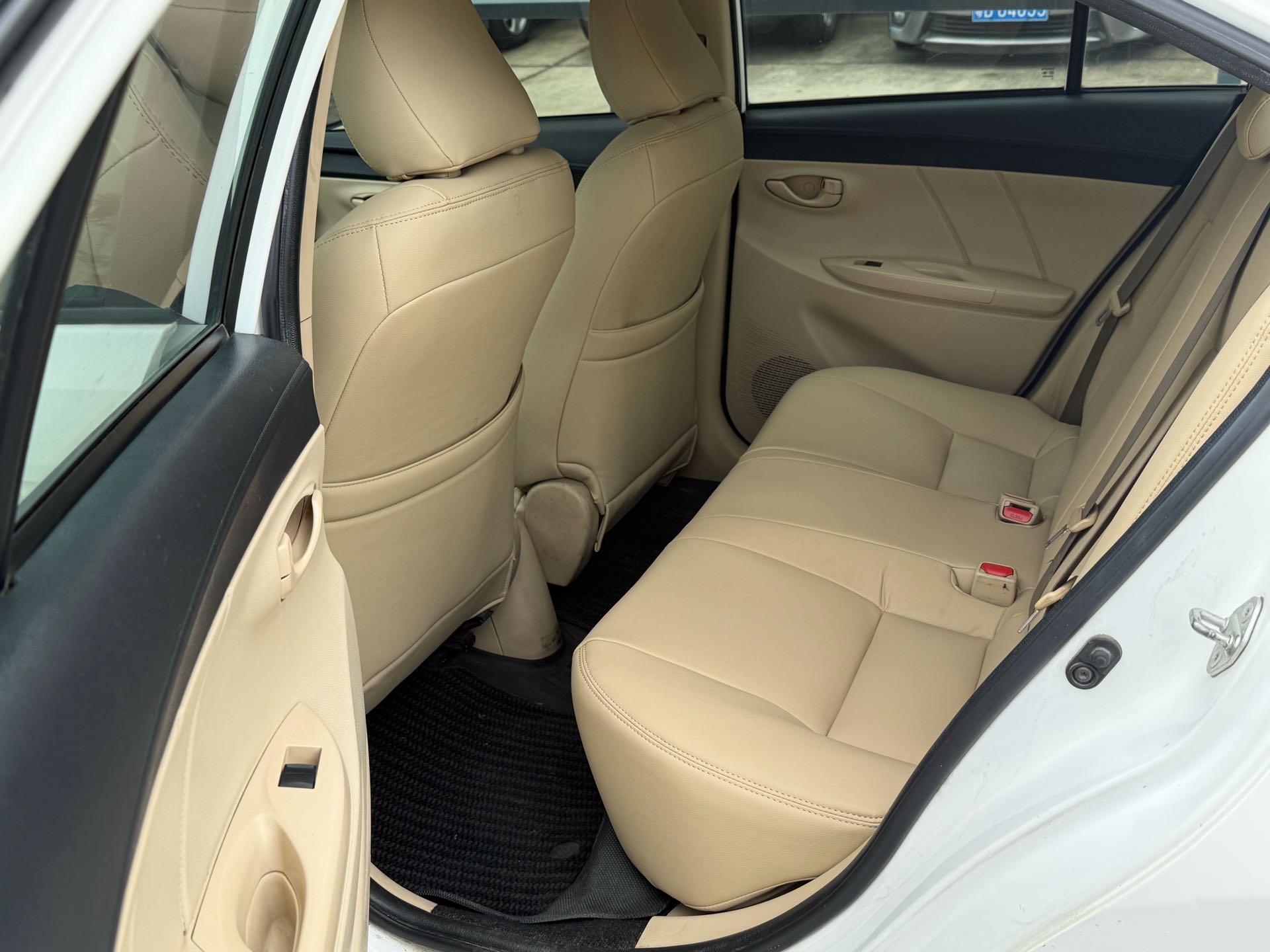 Toyota Vios 2018 car image #6