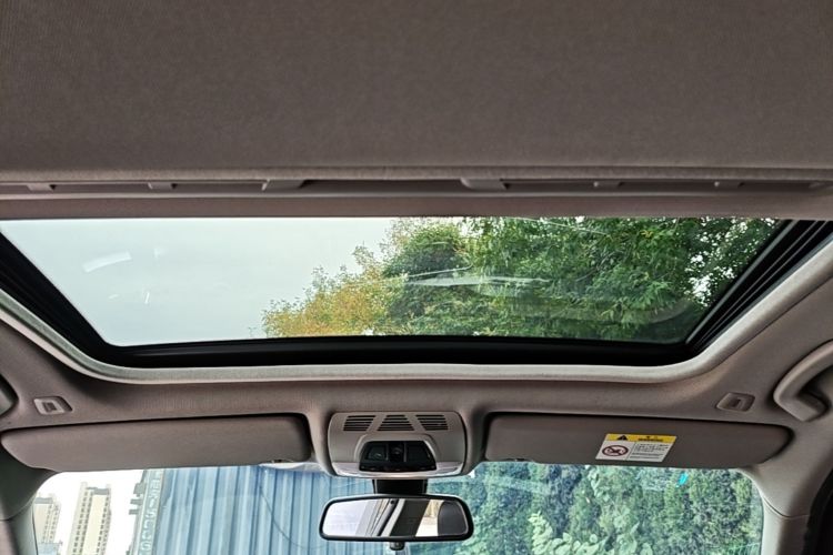 BMW 3 Series 2019 #18 BMW 3 Series 2019 car image #18