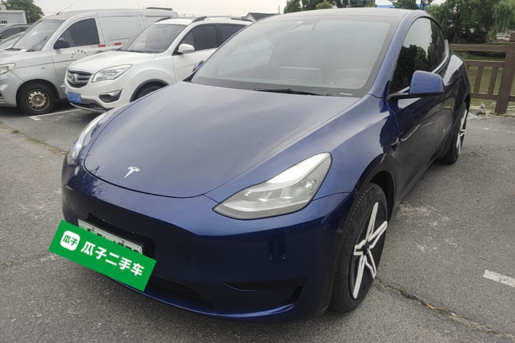 Tesla Model Y 2022 #2 Tesla Model Y 2022 car image #2