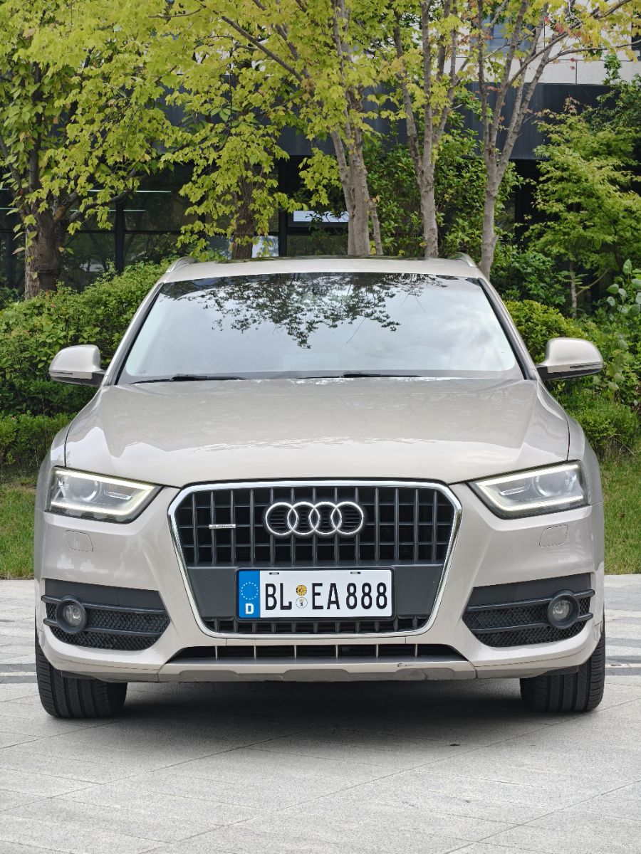 Audi Q3 (Imported) 2013 car image #2