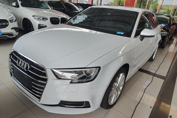 Audi A3 2019 #2 Audi A3 2019 صورة سيارة #2