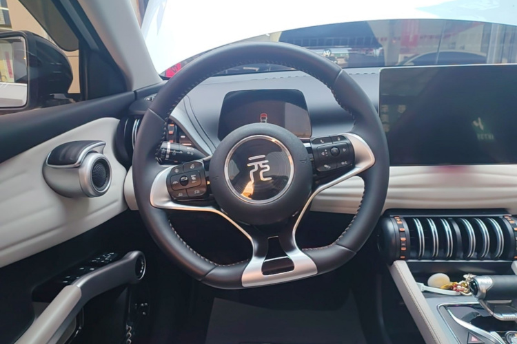 BYD Yuan Plus 2024 car image #11