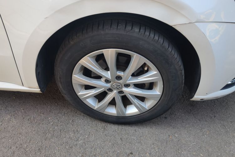 Volkswagen Lavida 2016 car image #6
