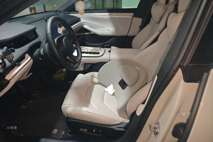 MI SU7 2024 car image #17