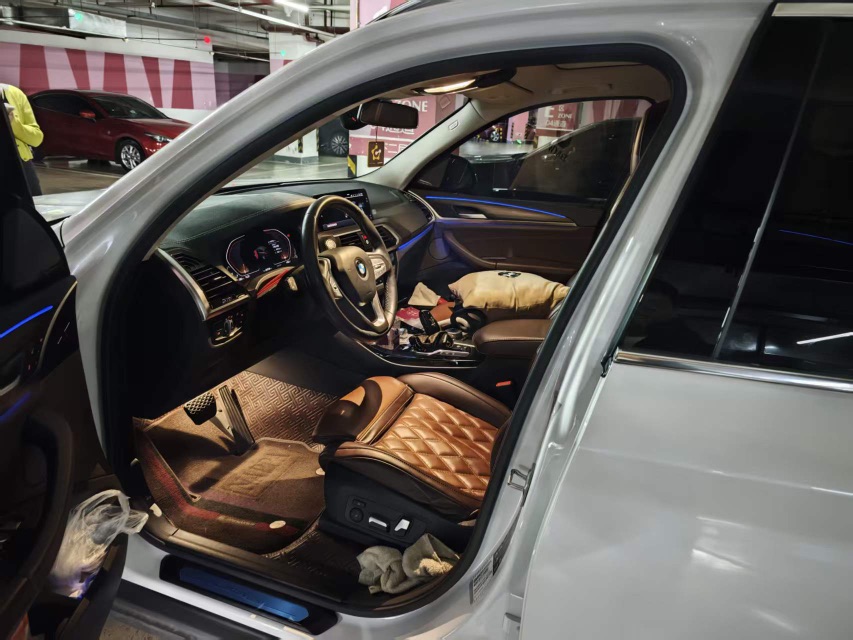 BMW X3 2020 car image #3