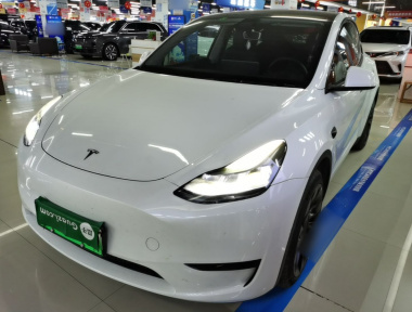Tesla Model Y 2024 Tesla Model Y 2024 immagine di auto