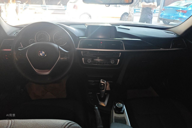 BMW 3 Series 2017 immagine di auto #11
