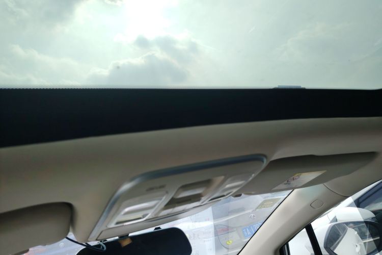 GEELY Emgrand GS 2017 imagen de coche #18