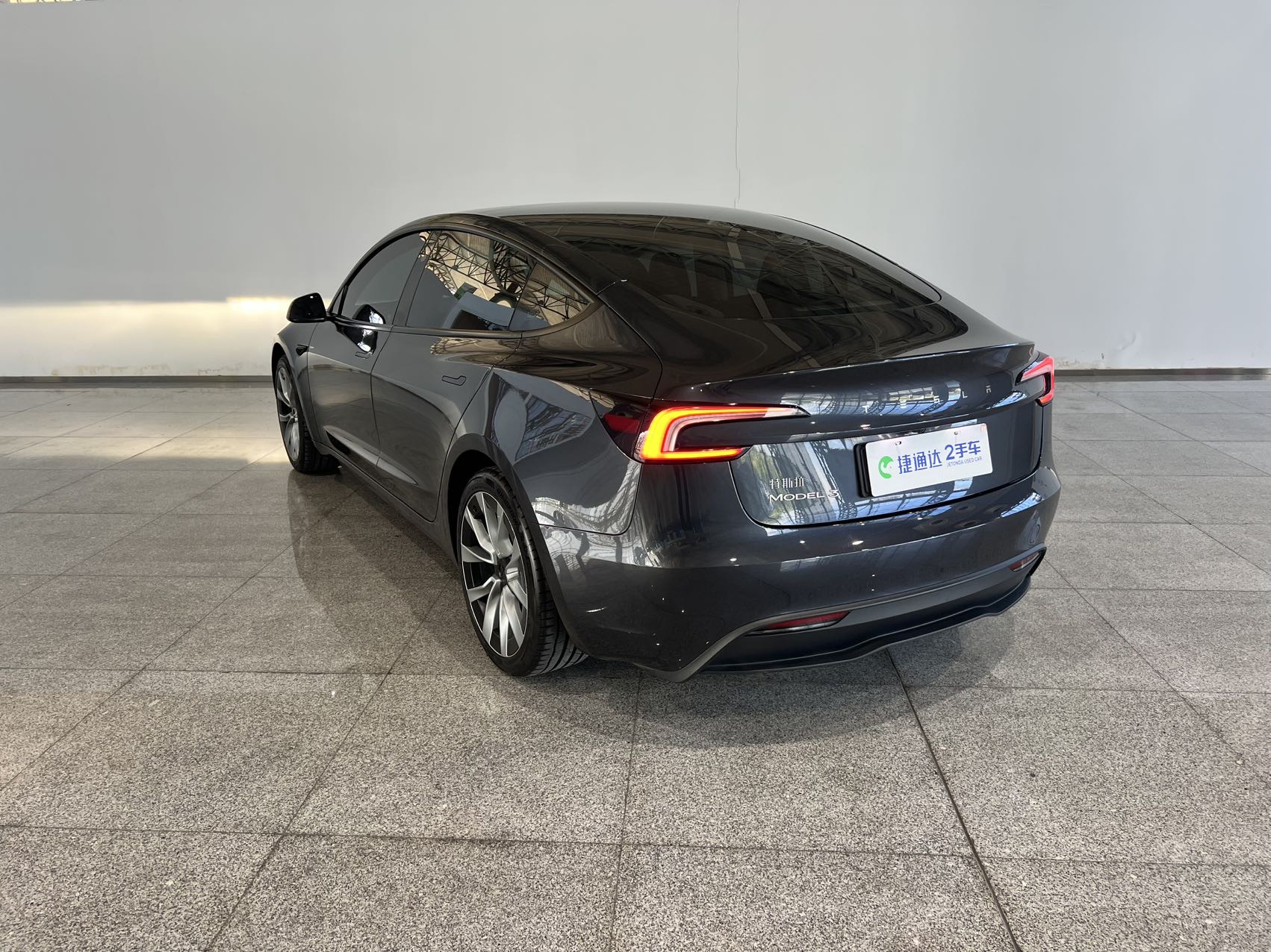 Tesla Model 3 2024 car image #7