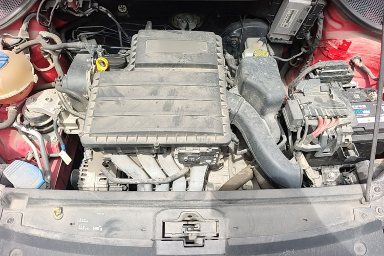 Volkswagen Polo 2016 car image #22