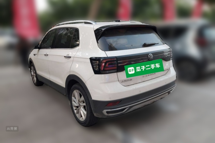 Volkswagen T-Cross 2021 #5 Volkswagen T-Cross 2021 car image #5