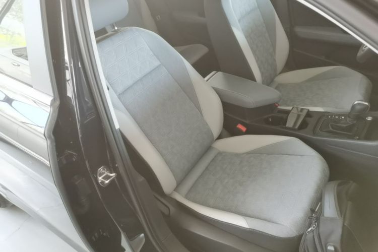 Volkswagen Lavida 2025 car image #24