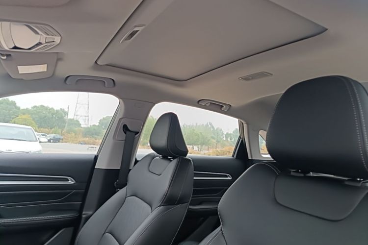 GEELY Emgrand 2023 #18 GEELY Emgrand 2023 imagen de coche #18