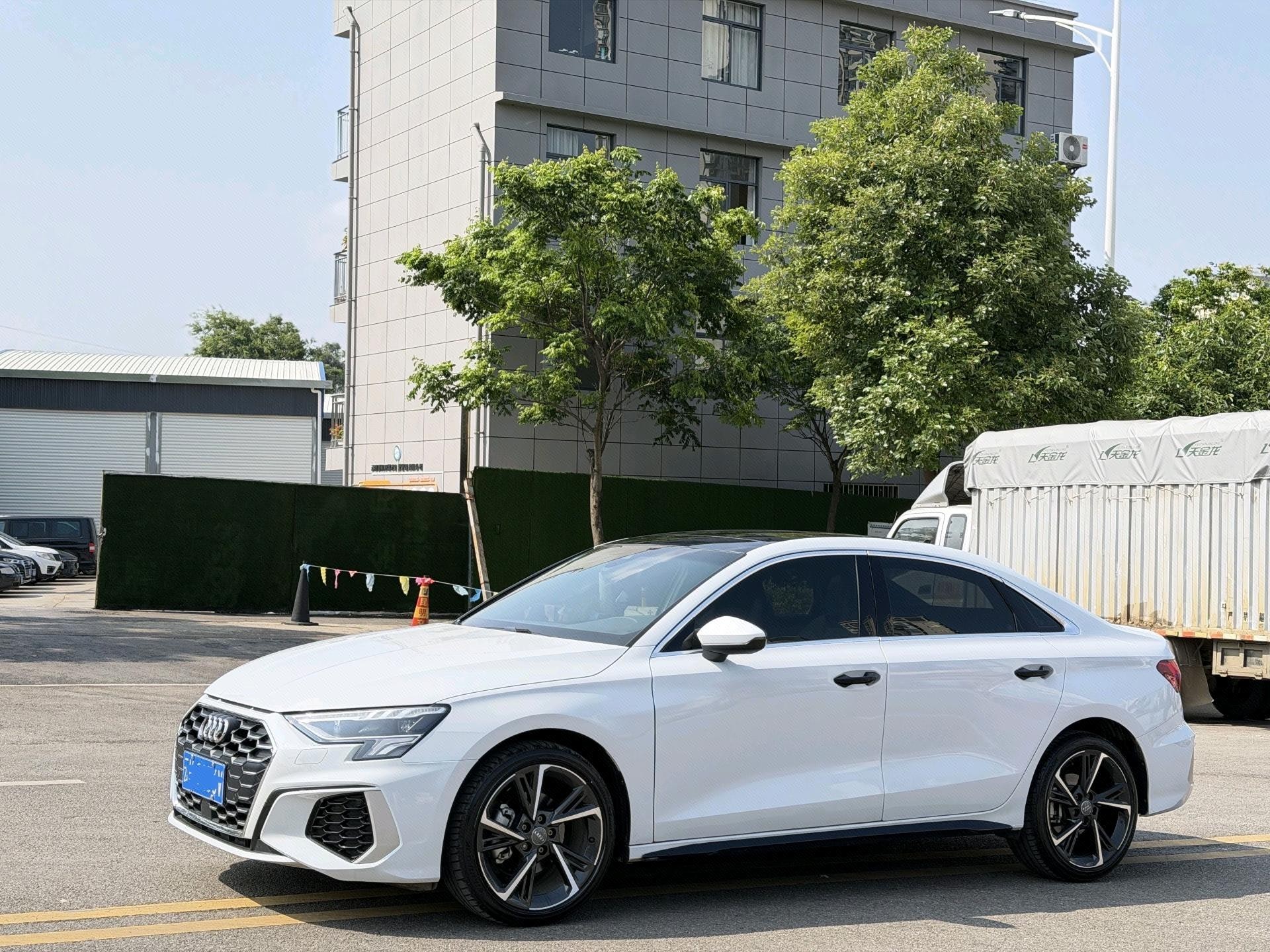 2021 2021 car image