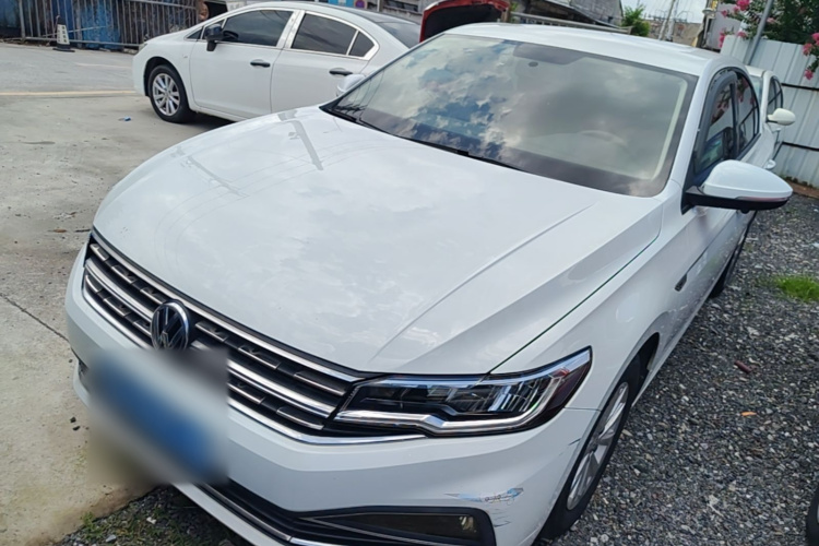 Volkswagen Bora 2020 car image #2