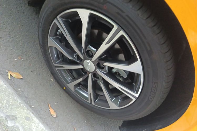GEELY Emgrand 2025 #9 GEELY Emgrand 2025 car image #9