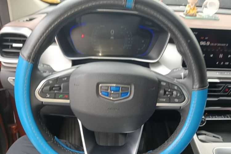 GEELY Coolray 2019 car image #17