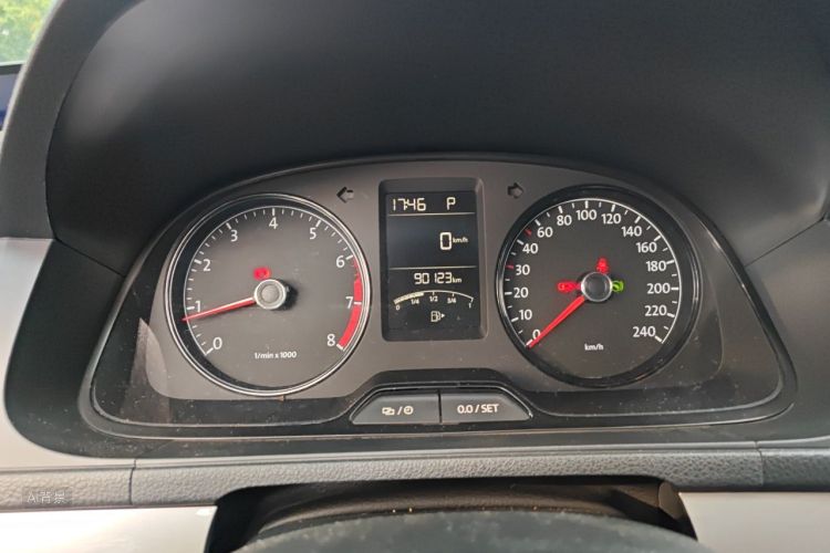 Volkswagen Lavida 2017 car image #13