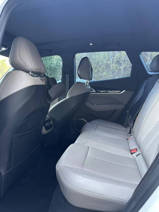 GEELY Boyue L 2025 car image #5