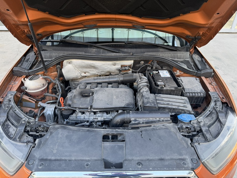 Audi Q3 2017 car image #5