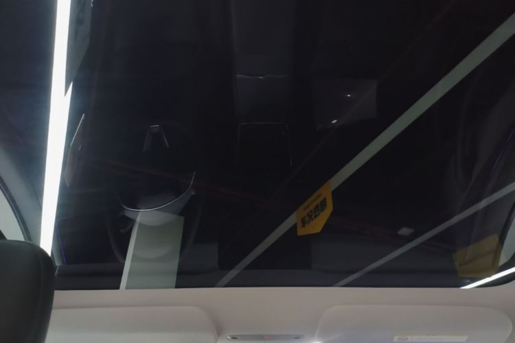 Tesla Model Y 2025 #18 Tesla Model Y 2025 imagen de coche #18