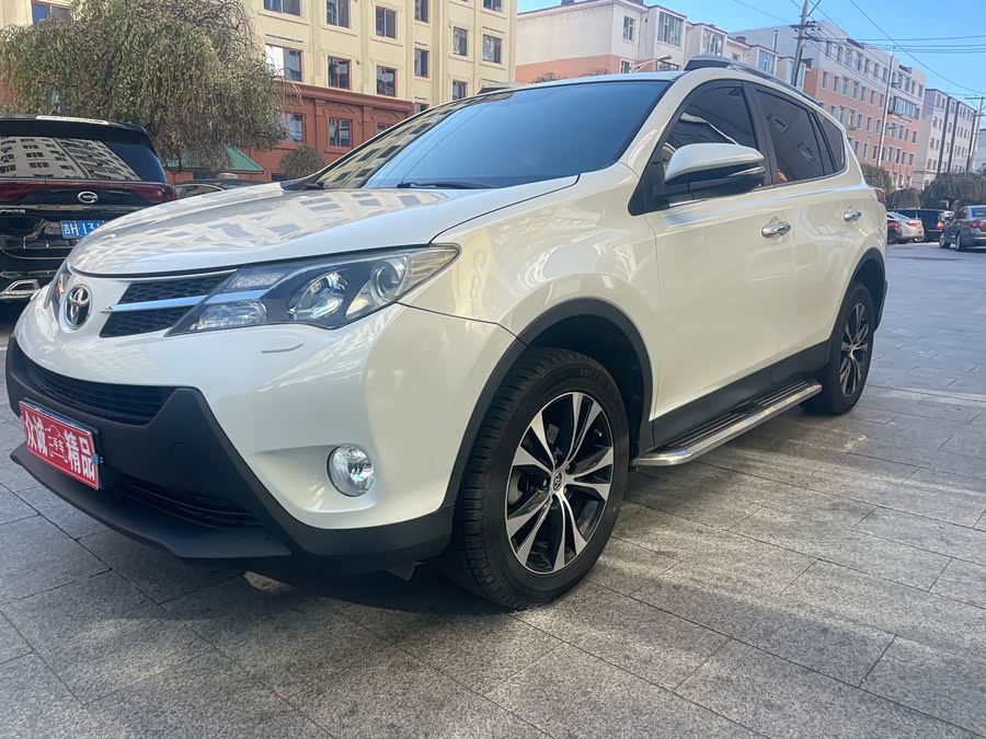 Toyota RAV4 2016 imagen de coche #3