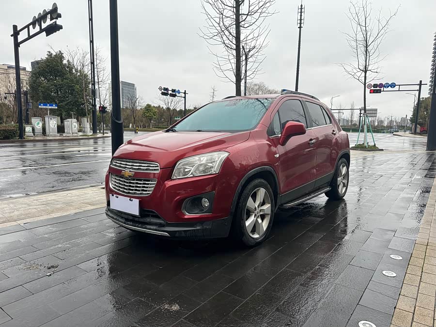 Chevrolet Tracker 2014 #3 Chevrolet Tracker 2014 car image #3
