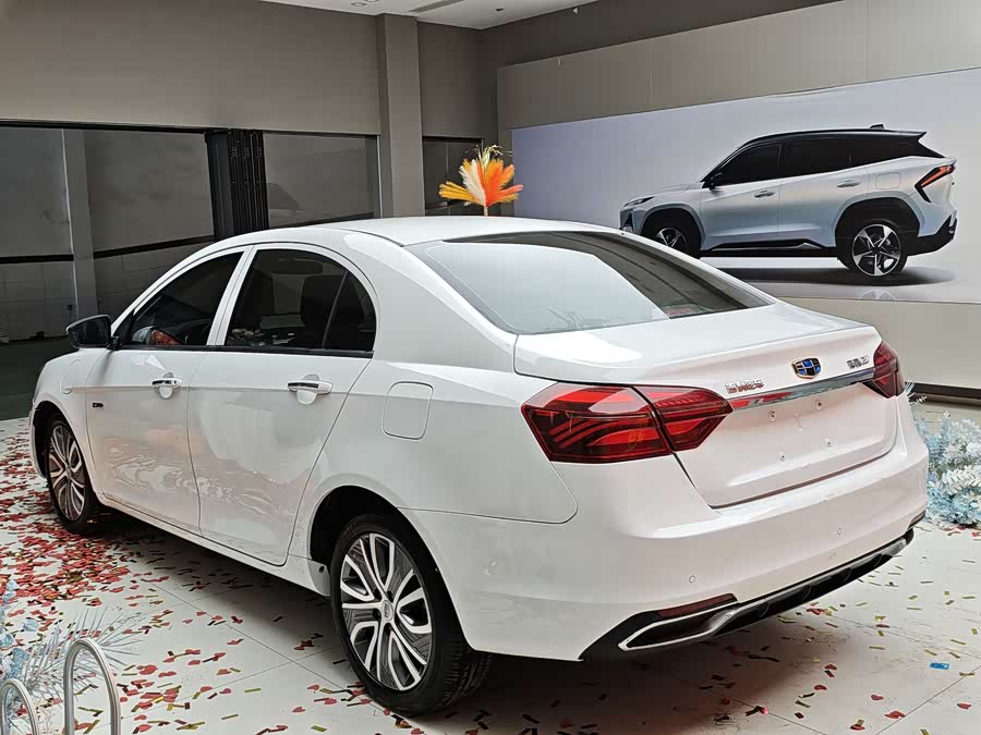 GEELY Emgrand New Energy 2019 car image #3