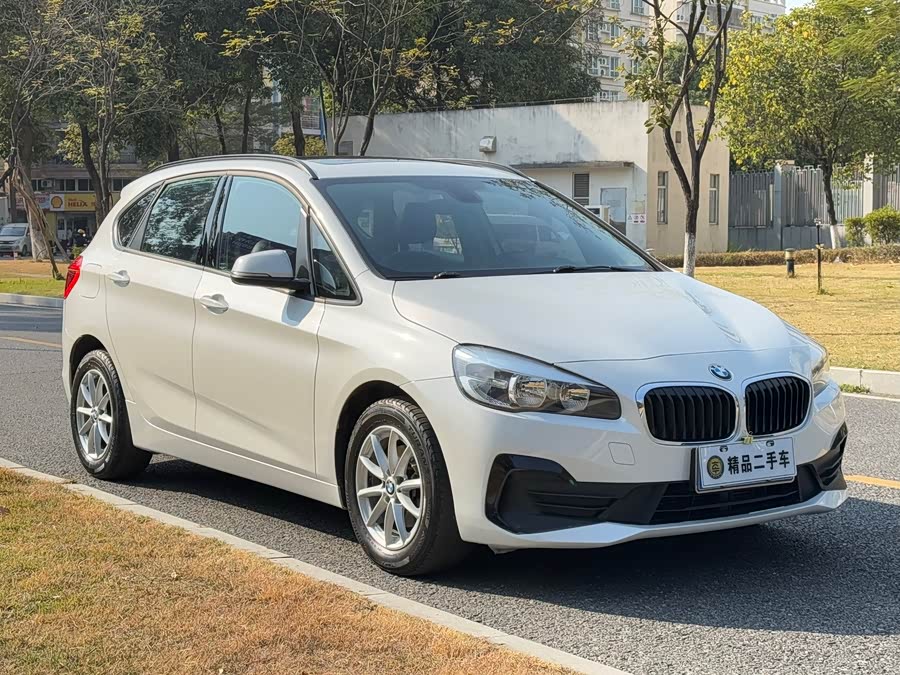 BMW 2 Series Tourer 2019 car image #3