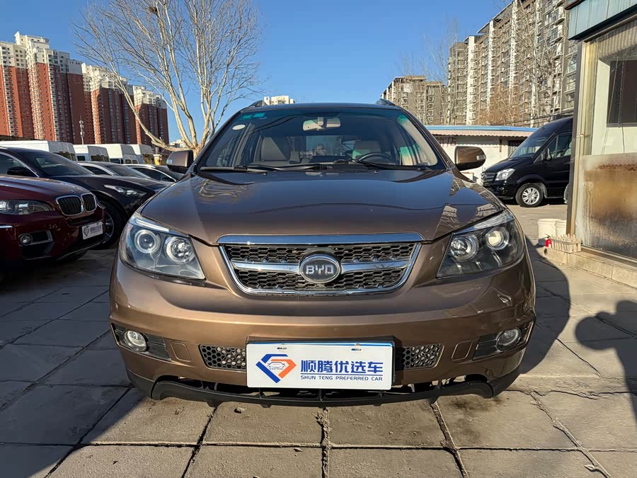 BYD S6 2012 изображение автомобиля #3