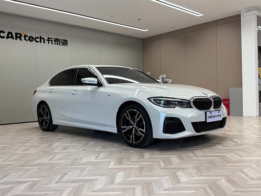 BMW i4 M50 2022 #3 BMW i4 M50 2022 car image #3