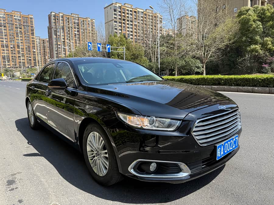 Ford Taurus 2018 car image #3