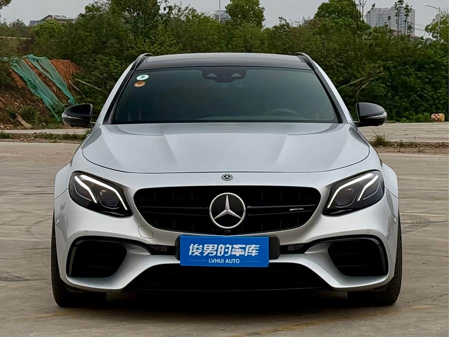 Mercedes-Benz E AMG 2019 immagine di auto #3