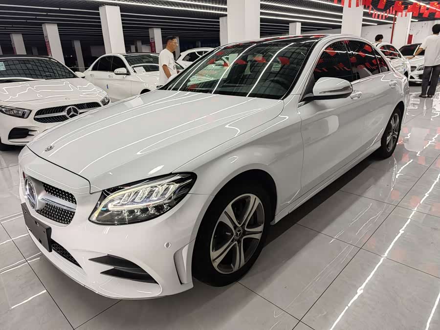 Mercedes-Benz C Class 2019 #3 Mercedes-Benz C Class 2019 صورة سيارة #3