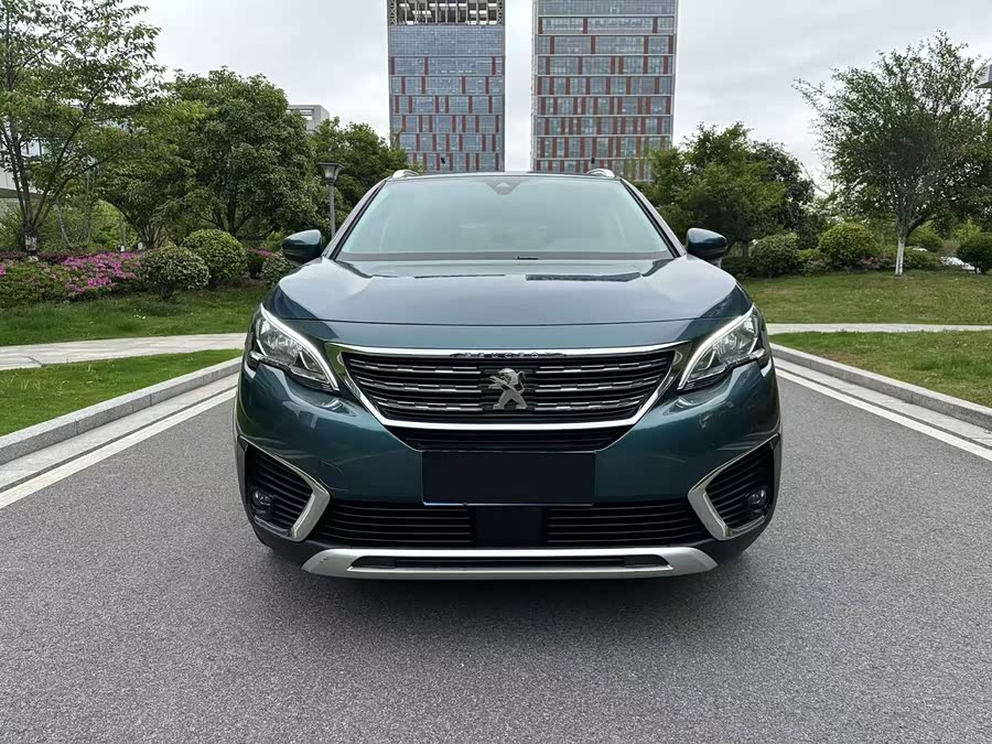 Peugeot 5008 2018 car image #3