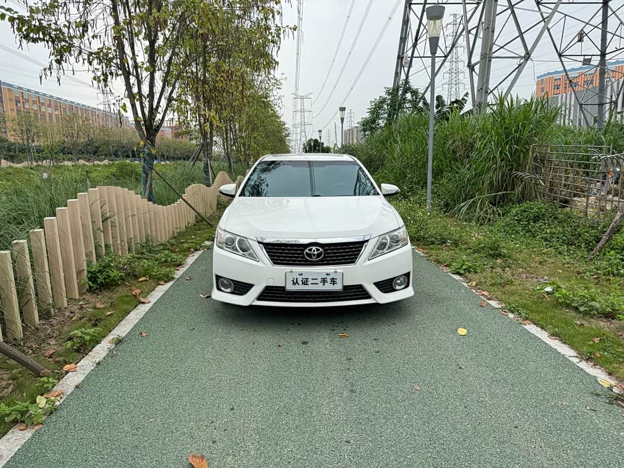 Toyota Camry 2014 immagine di auto #3