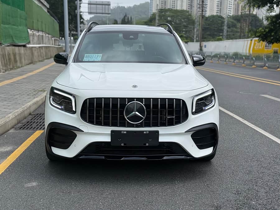 Mercedes-Benz GLB AMG 2023 immagine di auto #3