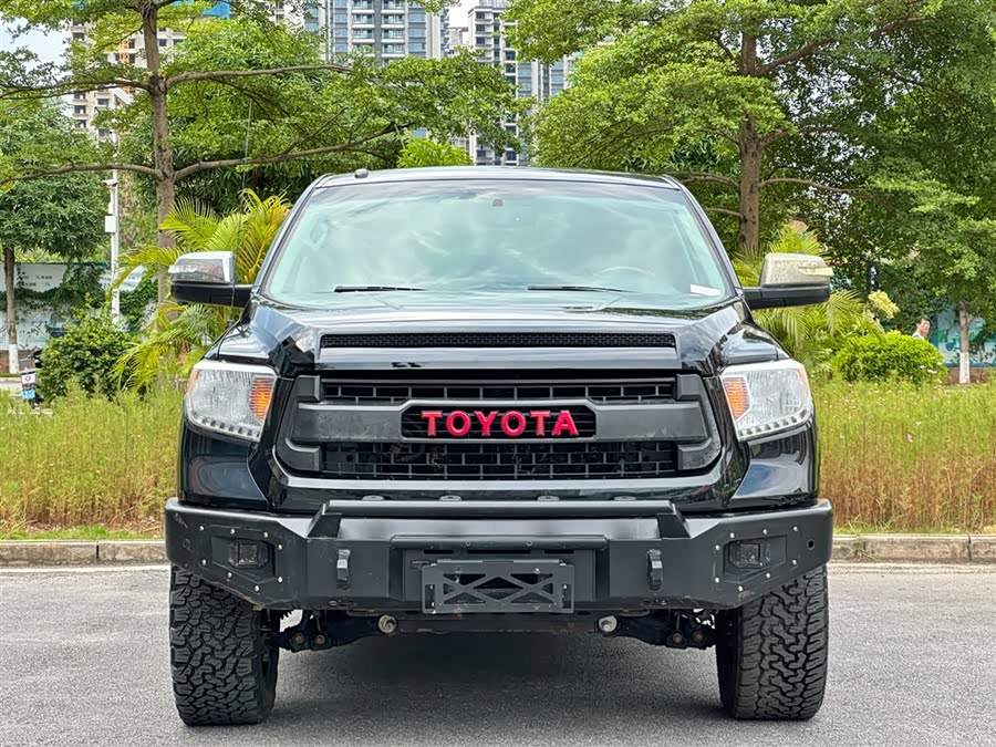 Toyota Tundra 2014 immagine di auto #3